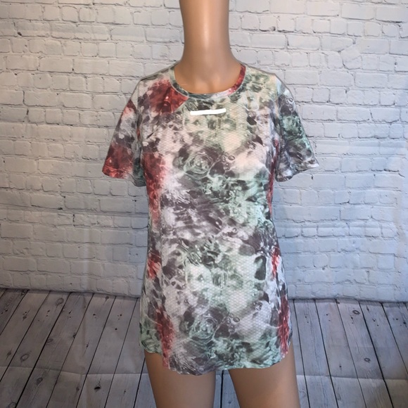 Craft Tops - Craft Gray, Red & Green shirt size S